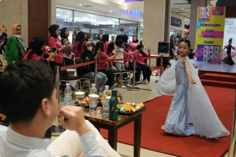 Penampilan Anak-Anak LK RPN Modeling School Memukau