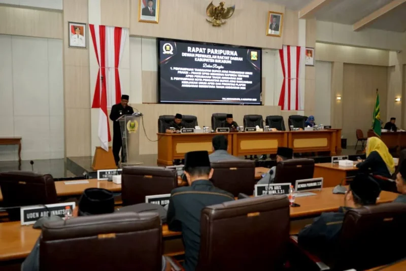 Bupati Sukabumi H Asep Japar Apresiasi Pandangan Fraksi di DPRD