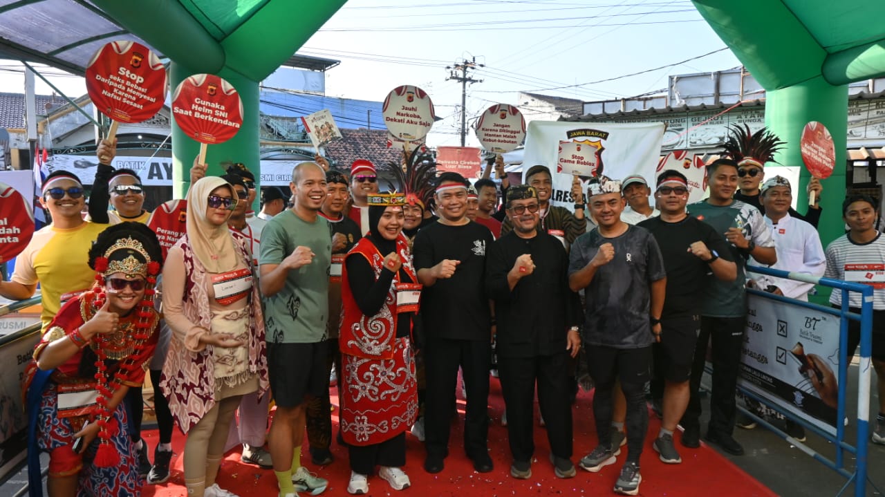 Meriahkan HUT ke 80 RI, Bupati Cirebon Ikuti Fun Run Merdeka Sport Fest 2025 di Trusmi