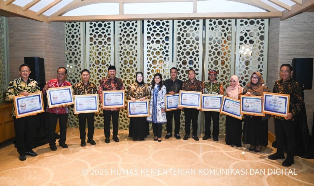Pemdaprov Jabar Sabet 4 Penghargaan dalam Ajang Smart City Award