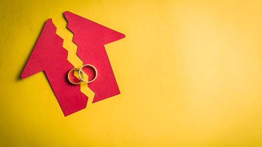 Suami Jatuhkan Talak saat Emosi, Apakah Sah?