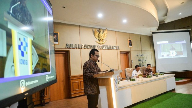 Keamanan Siber Fondasi Perlindungan di Era AI