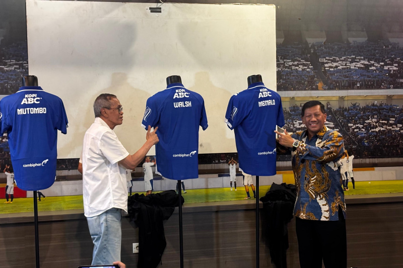 Geunjleung! Persib Gaet Sandy Walsh dan Luka Menalo 