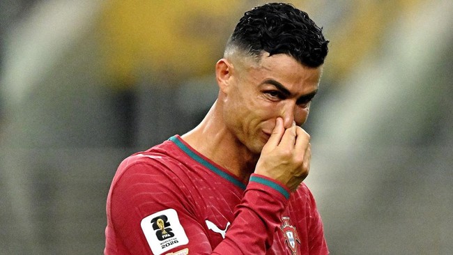 Dikalahkan Spanyol, Cristiano Ronaldo Menangis, Isyaratkan Perpisahan