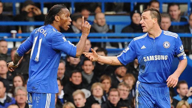John Terry sebut Didier Drogba sebagai mantan rekan yang mengerikan dalam latihan di Chelsea. (AFP PHOTO/CARL DE SOUZA)