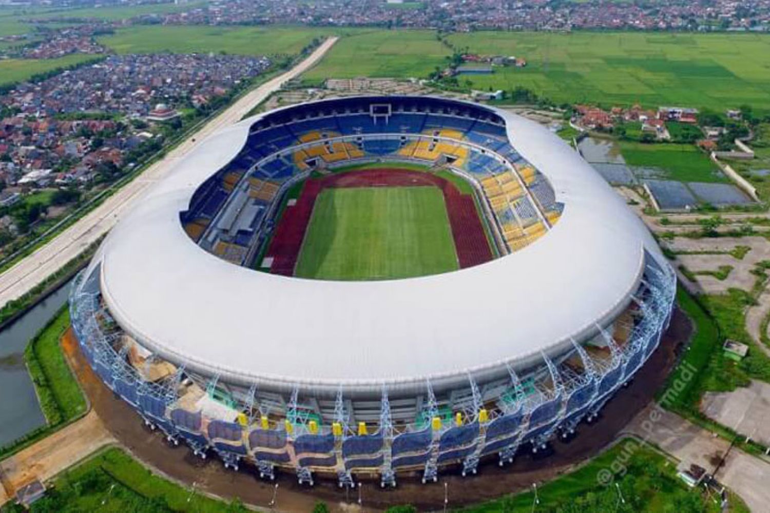 Stadion GBLA. Foto: Humas Pemkot Bdg