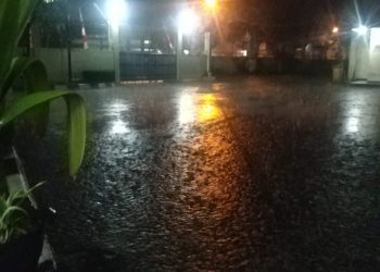 Hujan deras mengguyur Kabupaten Bandung (Foto: denkur)