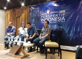Komisioner Komnas HAM Beka Ulung Hapsara (kanan) dalam diskusi bertajuk 'Bagaimana Sebaiknya Mengurus Papua' di kawasan Cikini Raya, Jakarta Pusat, Sabtu (31/8/2019). (Foto: Suara.com)