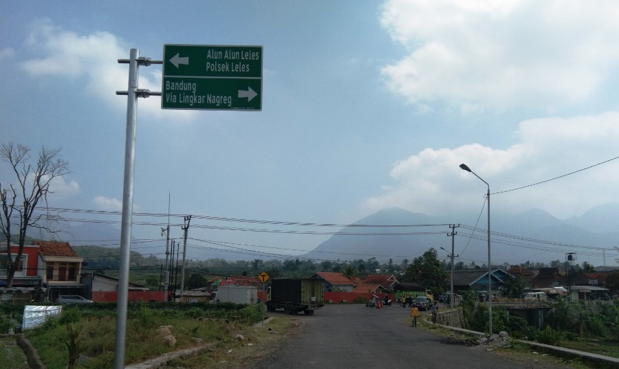 Jalan Lingkar Leles akan difungsikan Pemkab Garut untuk mengurai kemacetan saat libur akhir tahun. Foto: dara.co.id/Beni