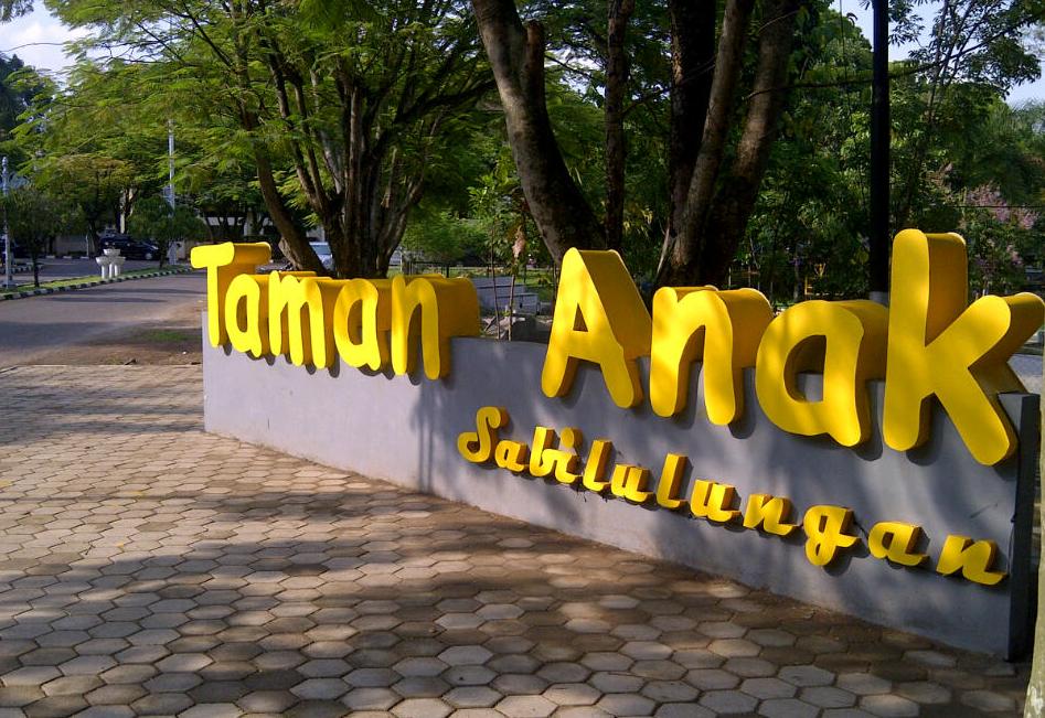 Taman Anak Sabilulungan yang berada di Komplek Perkantoran Pemkab Bandung, Soreang, Kabupaten Bandung, Jawa Barat. (Foto: Dok Muhammad Zein/dara.co.id)