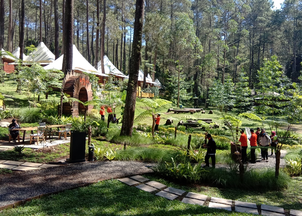 Obyek wisata aman Wisata Grafika Cikole Lembang, Kabupaten Bandung Barat, Jawa Barat. (Foto: Heni Suhaeni/Dara.co.id)