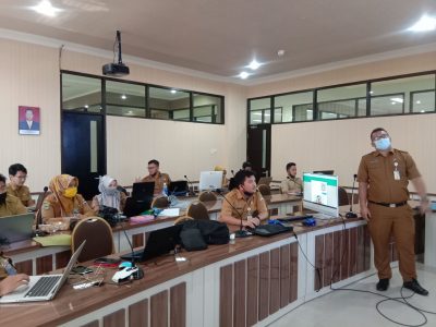 Bapelitbangda KBB saat menyusun program dan penganggaran RKPD tahun 2021 (Foto: Heni Suhaeni/dara.co.id)
