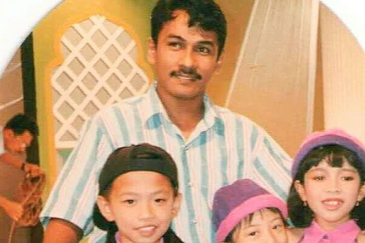 Papa T Bob bersama Trio Kwek Kwek(Instagram/Papatbob_official/kompas.com)