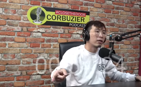 dr Tirta saat tampil di Chanel Deddy Corbuzier (Foto: Youtube/Deddy Corbuzier)