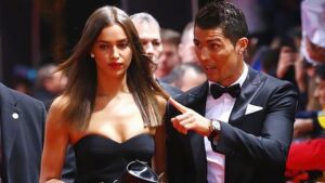 Irina Shayk Mengaku Tidak Bahagia Hidup Bersama Ronaldo, Kok Bisa Gitu?