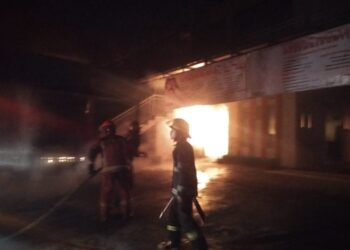 Klinik Ratnasari kebakaran tadi subuh (Foto: Istimewa)