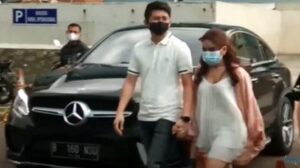 Ayu Ting Ting Sebentar Lagi Melepas Status Jandanya