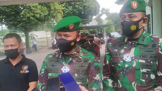DARA|CIANJUR-- Komandan Resor Militer (Danrem) 061/Suryakancana, Brigjen Achmad Fauzi melakukan kunjungan ke Markas Kodim 0608/Cianjur, Jawa Barat (Foto: Purwanda/dara.co.id)