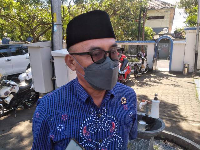 
Anggota DPRD Jabar Fraksi Partai Amanat Nasional (PAN) Dapil 14 Kabupaten Garut, Ade Kaca, SE.(Foto : andre/dara.co.id)
