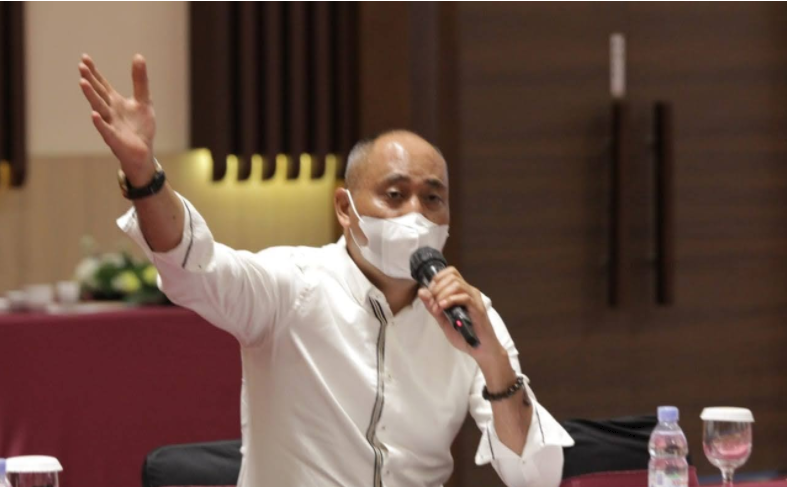 Anggota DPRD Provinsi Jawa Barat dari Fraksi Partai Amanat Nasional (PAN), H.M. Hasbullah Rahmat (Haris Samsuddin/Jabaf Ekspres)