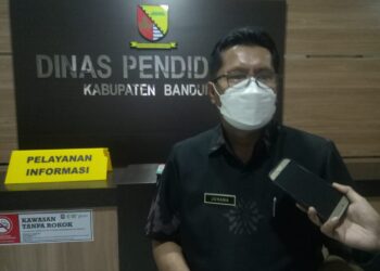 Kepala Dinas Pendidikan Kabupaten Bandung, Juhana (Foto: Verawati/dara.co.id)