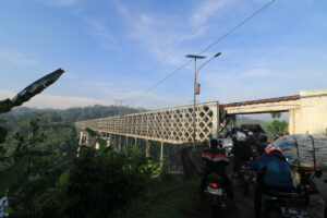 Jembatan Cirahong Dibuka untuk Umum, Tapi Hanya untuk Pejalan Kaki dan Sepeda Motor