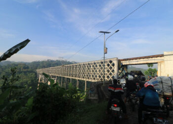 Jembatan Cirahong (Foto: Istimewa)