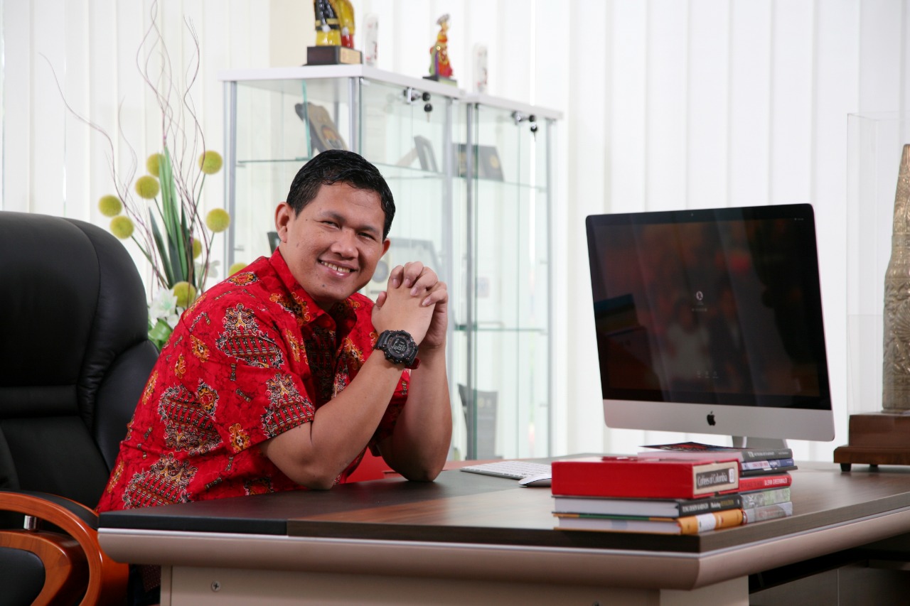  Dr Pratama Persadha,
Chairman CISSReC
