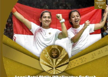 Leani Ratri Oktila-Khalimatus Sadiyah merebut medali emas untuk Indonesia di Paralimpiade Tokyo 2020 /Instagram @badmintontalk_com/Pikiran Rakyat