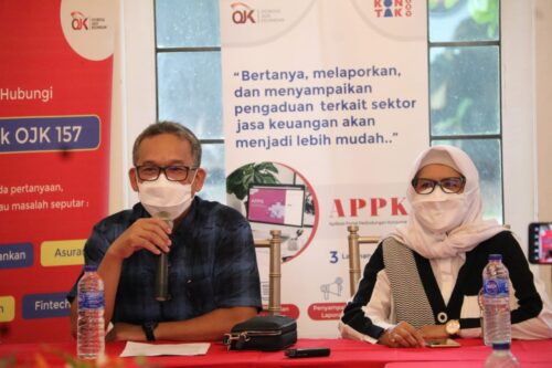 Kepala OJK Cirebon, Mohammad Fredly Nasution pada pertemuan rutin bersama media melalui kegiatan PERAN (Panggih Pers Wulanan) OJK Cirebon (Foto: Istimewa)