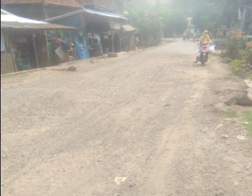 Jalan Pampangan (Foto: Istimewa)
