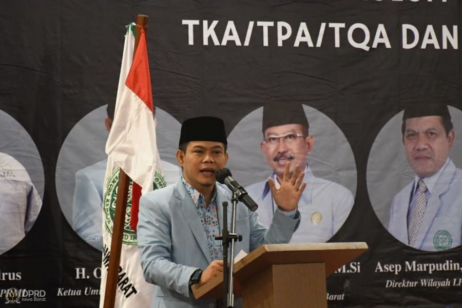 Wakil Ketua DPRD Provinsi Jawa Barat H. Oleh Soleh (Humas DPRD Jabar/ Zulkifli Reza)
