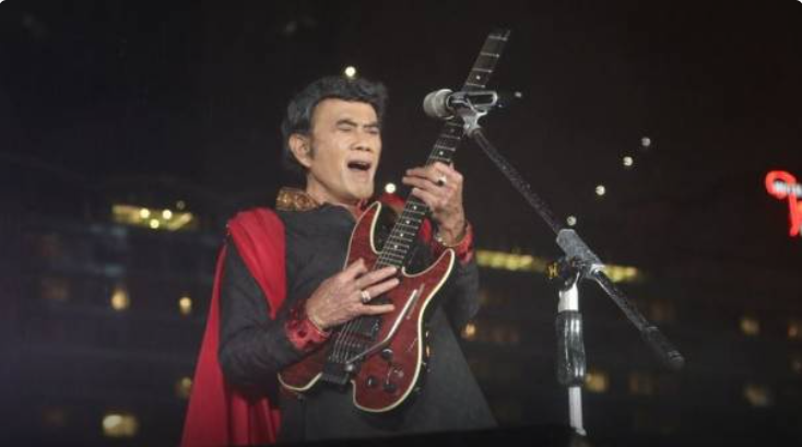 Raja Dangdut Rhoma Irama ulang tahun, ke-75. (Sumber: dok. Rhoma Irama/rhomairama.info)