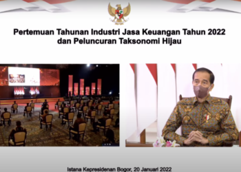 Presiden Jokowi menghadiri Pertemuan Industri Jasa Keuangan Tahun 2022 dan Peluncuran Taksonomi Hijau Indonesia, secara virtual dari Istana Kepresidenan Bogor, Jabar, Kamis (20/01/2022) (Sumber: Tangkapan Layar)