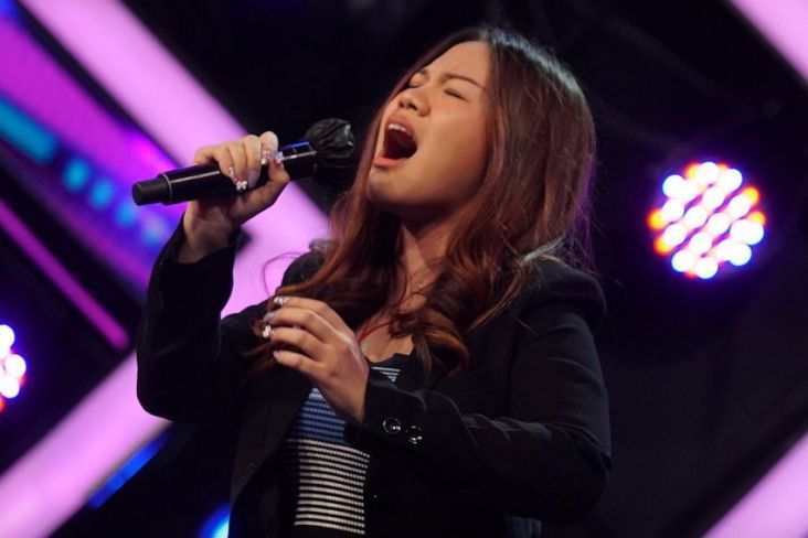
Jessica Emanuella dari grup Females yang dimentori Rossa lolos dari babak The Chair Challenge (Foto : xfactoridooffecial)
