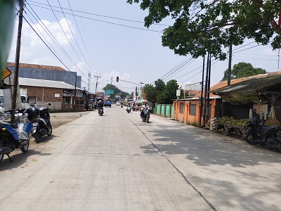 
Sebagian jalan wilayah selatan, Kabupaten Bandung tampak bagus (Foro: heny/dara.co.id)