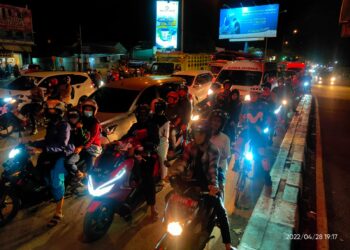 Ratusan kendaraan sepeda motor pemudik melintasi  jalur Jawa Barat Selatan (Foto: dok/dara.co.id)