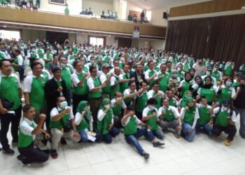 Bupati Bandung HM Dadang Supriatna saat menghadiri peringatan Hari Buruh Internasional atau May Day di Gedung Moch Toha Soreang, Sabtu (21/5/2022). (Foto trinata/dara.co.id)