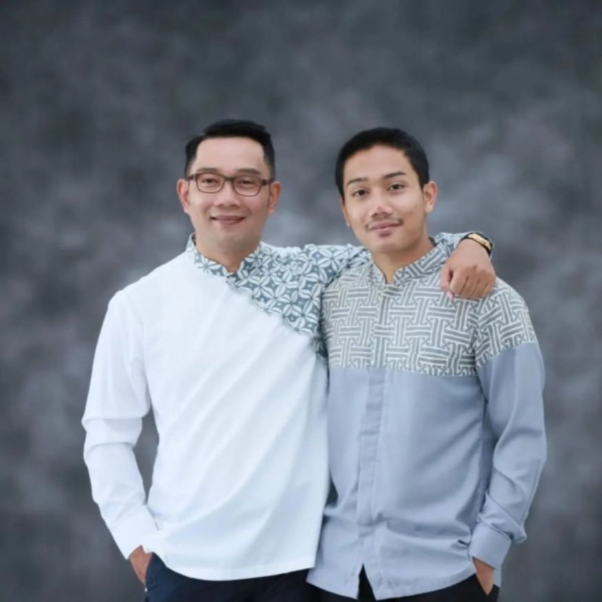 Ridwan Kamil dan anaknya  Emmeril Kahn Mumtadz (Foto: istimewa)
