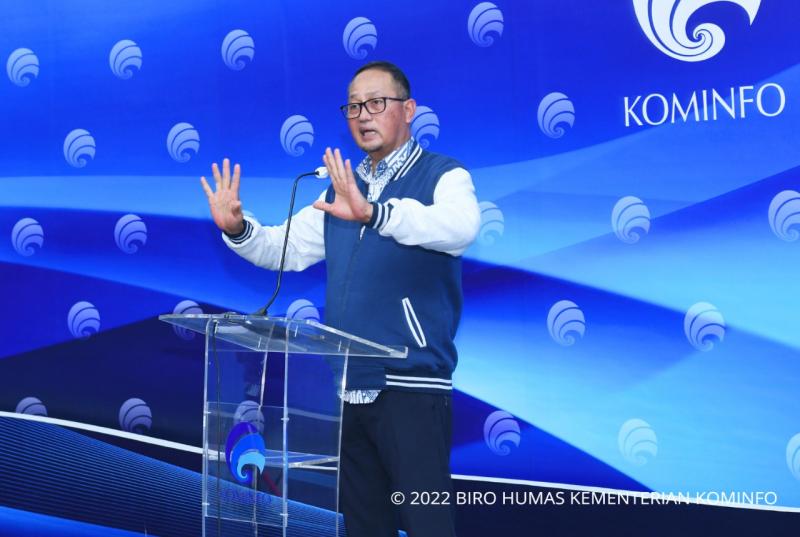 Dirjen Aptika Kementerian Kominfo dalam Konferensi Pers Update Dugaan Kebocoran Data Pendaftaran Kartu SIM Telepon Indonesia, di Media Center Kementerian Kominfo, Jakarta Pusat, Senin (05/09/2022). - (AYH)