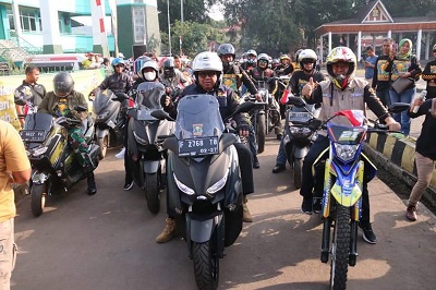 Bupati Sukabumi H. Marwan Hamami bersama Forkopimda menjelajahi wilayah Ciletuh-Palabuhanratu Unesco Global Geopark (CPUGGP) dengan memakai motor, Sabtu (3/9/2022).(Foto: dian/dara.co.id)