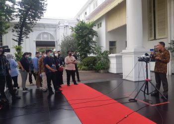 Menteri Pemuda dan Olahraga (Menpora) Zainudin Amali memberikan keterangan pers, Selasa (06/12/2022) sore, di Kompleks Istana Kepresidenan, Jakarta. (Foto: Humas Setkab)