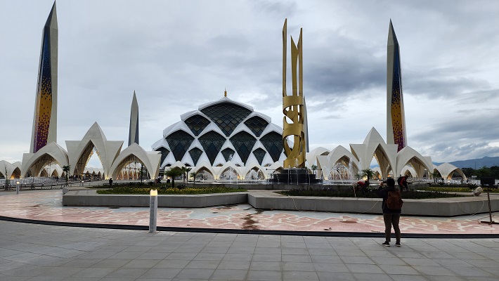 Kemegahaan Masjid Al Jabbar yang akan diresmikan Gubernur Ridwan Kamil, Jumat (30/12/2022)2022).(Foto Ist)