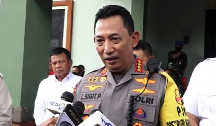 Kapolri Jenderal Listyo Sigit memberi keterangan. (Foto: PMJ News/Dok Polri)