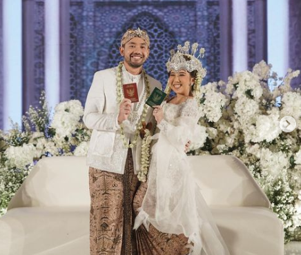 Komedian Kiky Saputri Menikah, Akun IG-nya Dibanjiri Ucapan Bahagia
