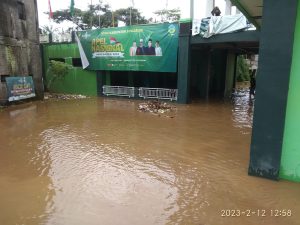 Pasca Diguyur Hujan Banjir Genangi Dua Desa di Sukabumi
