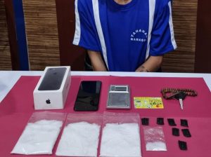 Polisi tak Terkecoh, Ketahuan Sembunyikan Sabu di Hp, Pemuda Ini Ditangkap Juga