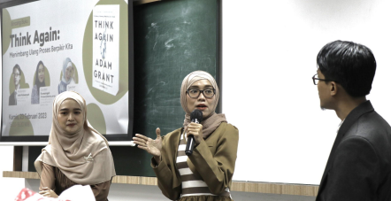 Bincang Buku bersama M-PeriPlus Book Club, Jakarta (Foto: Istimewa)