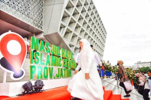 Masjid Raya Karya Ridwan Kamil Jadi Landmark Baru Jawa Timur