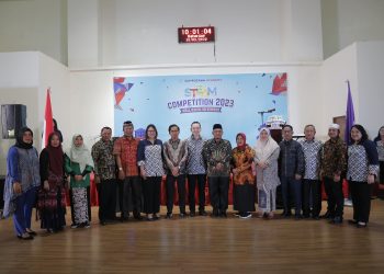 Sampoerna Academy STEAM INTER-SCHOOL COMPETITION juga mendapatkan
dukungan besar.dari para stokeholders, seperti Dinas Pendidikan Provinsi Sumatera Utara dan
Dinas Pendidikan dan Kebudayaan Kota Medan (Foto: Istimewa)